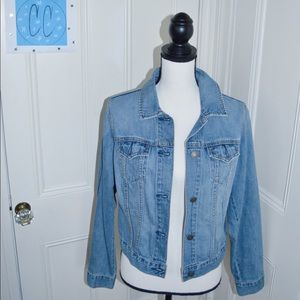 ON SALE Women’s Classic Denim Jacket